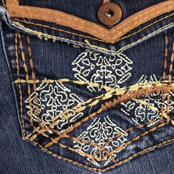 UNIONBAY Skinny Boot Distressed Boho Jean 30x31 Blue Low Rise Embroidered Size 5 - Picture 10 of 12